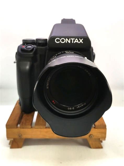 contax 645 finder.